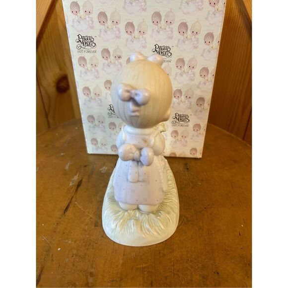 Precious Moments E-0530  His Eye Is On The Sparrow (8425) - Picture 4 of 7